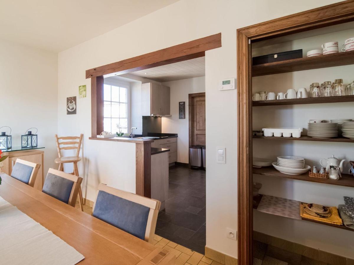 Pretty Farmhouse In Houffalize With Courtyard ภายนอก รูปภาพ