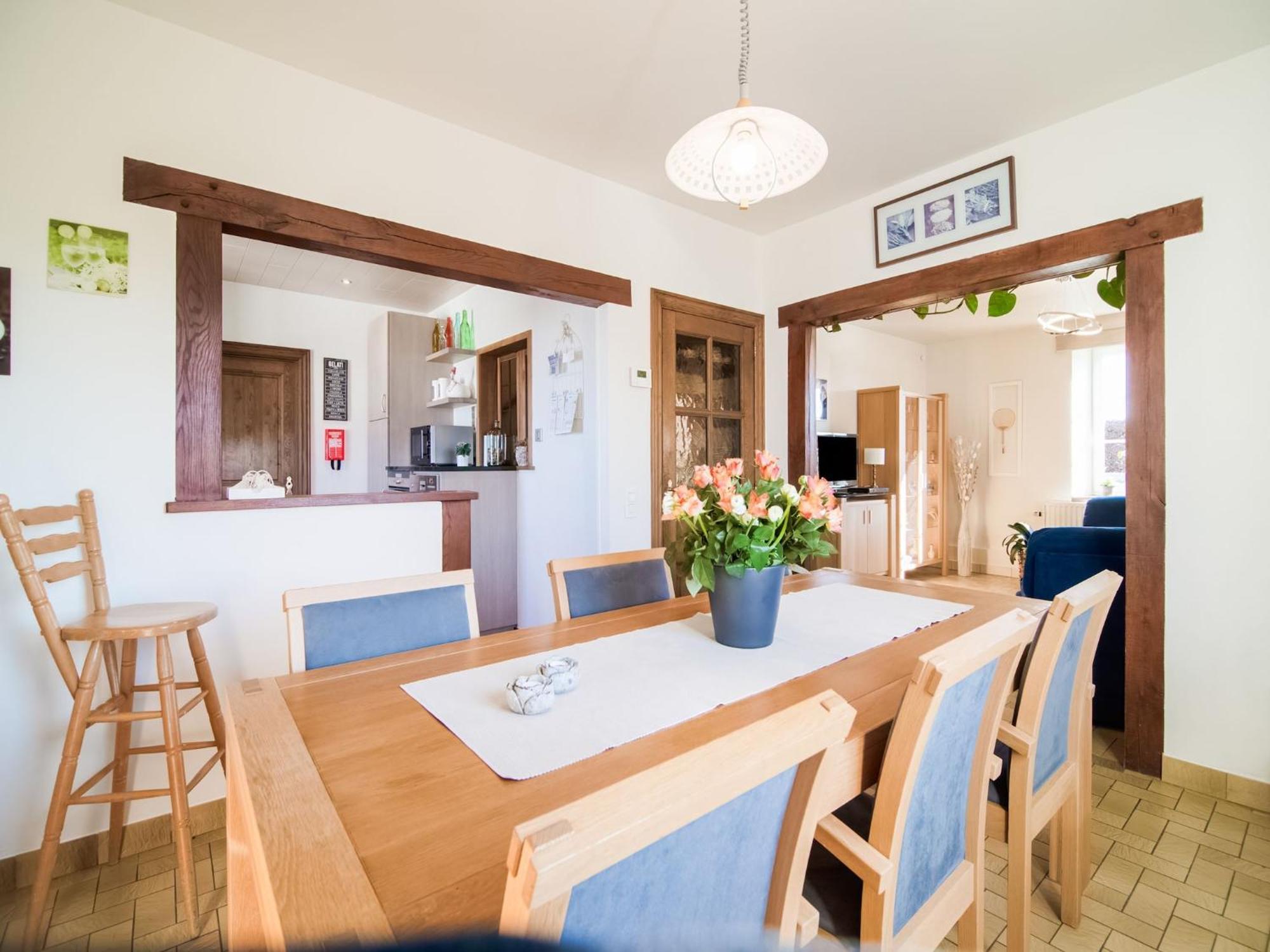 Pretty Farmhouse In Houffalize With Courtyard ภายนอก รูปภาพ